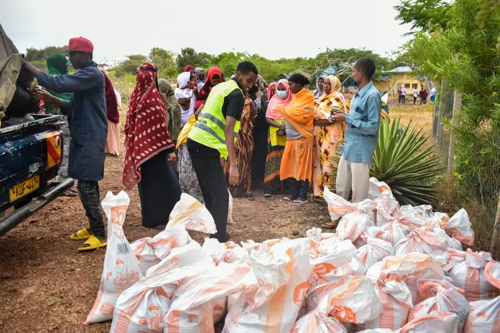 Isiolo Iftar Walk 2026 food distribution after the mercy walk (4) Isiolo Iftar Walk 2026 food distribution after the mercy walk (4)